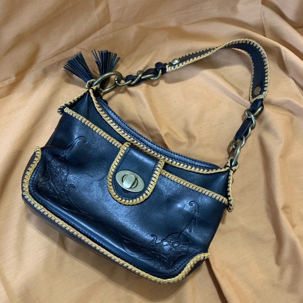 Vintage Embossed Black Leather Mini Purse – Eileen West
